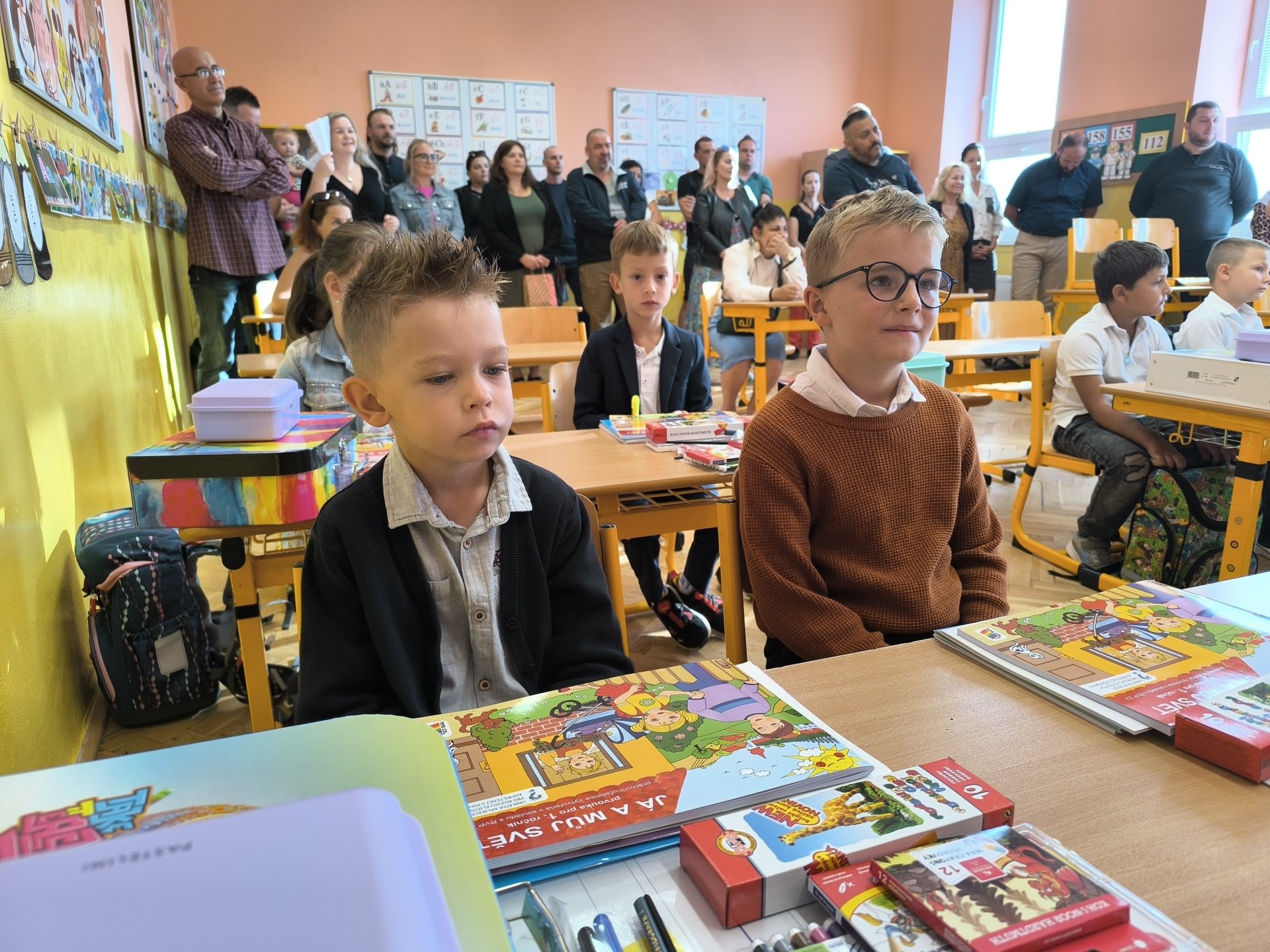 Prvňáčci a jejich první den ve škole